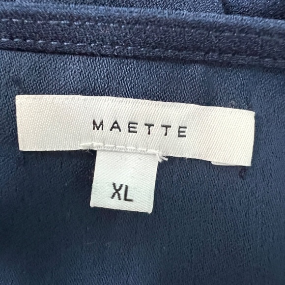 Maette Shoulder Slit Womens Top XL Elegant Polished Workwear Office Feminine - Picture 7 of 9